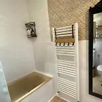 Apartment Entierement Renove Avec Grande Terrasse Pour 4 Personnes - Cap D'agde