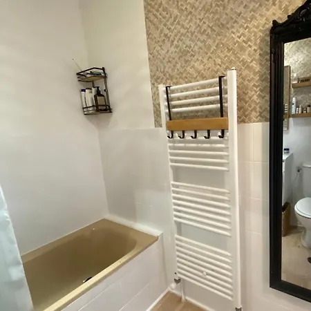 Apartament Entierement Renove Avec Grande Terrasse Pour 4 Personnes - Cap D'agde