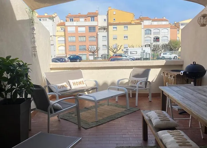 Entierement Renove Avec Grande Terrasse Pour 4 Personnes - Cap D'agde Agde